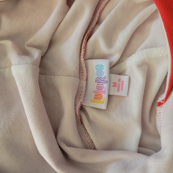 LulaRoe long sleeved shirt - Picture 4 of 4